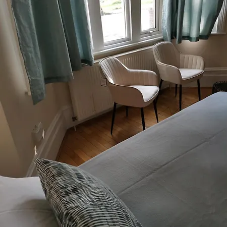 Bed & Breakfast Ax 1 London