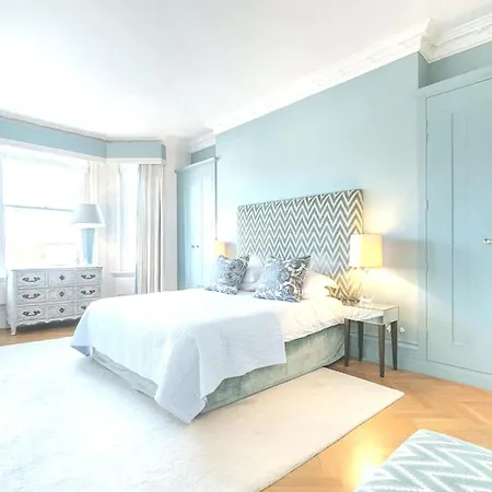 Family-friendly In 7 People Feriehus London
