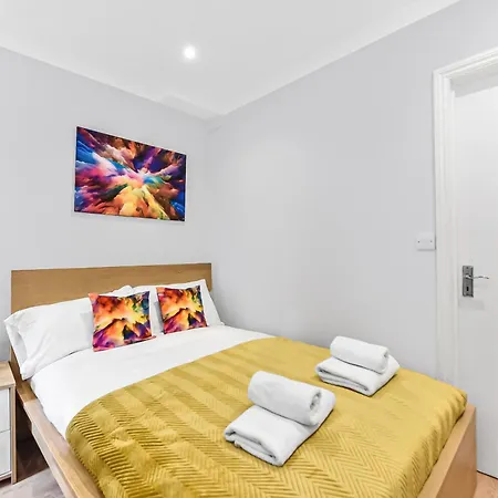 Beautiful Flat On Oxford Street Apartment *
