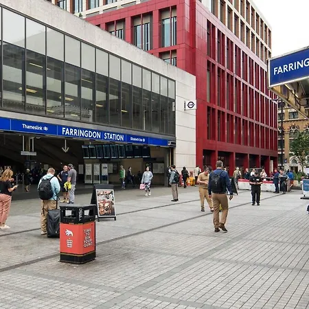 Superfast Broadband 2bd Flat Farringdon Apartment London