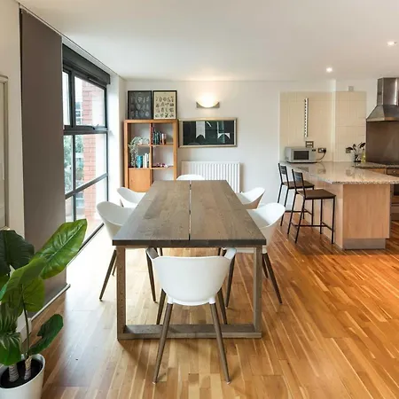 Apartment Superfast Broadband 2bd Flat Farringdon