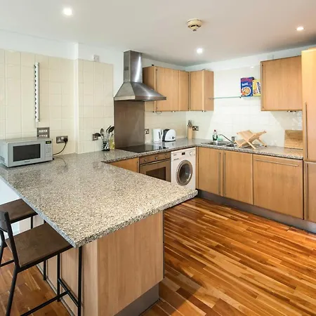 Apartment Superfast Broadband 2bd Flat Farringdon *