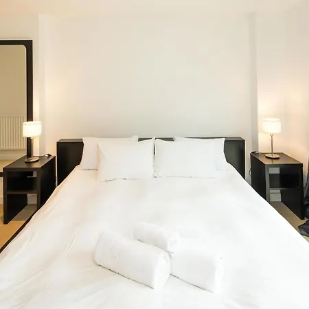 Apartment Superfast Broadband 2bd Flat Farringdon
