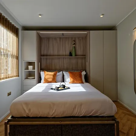 South Kensington By D'montrio Aparthotel