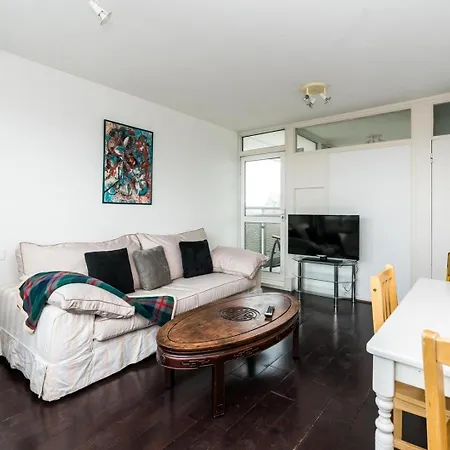 Apartment A Skyhigh For 2 In Vauxhall London