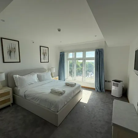 Estatesmen Park Lane Hyde Park London