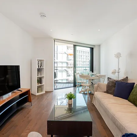 アパート 2 Bed Flat Big Ben View ロンドン