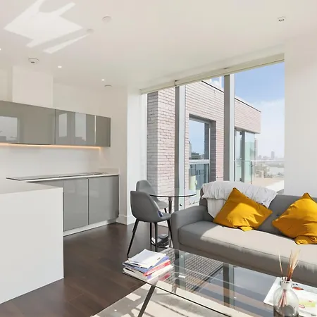 Premium By Tower Bridge Apartment