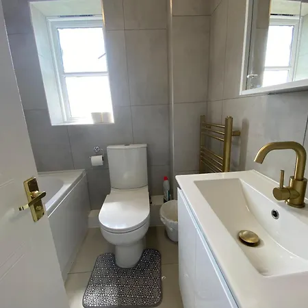 Guest house Erith Stay