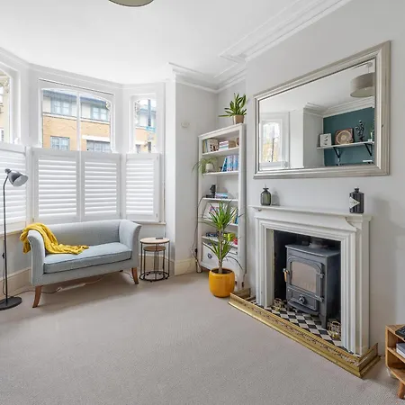 Apartmán Beautiful Victorian Flat With Private Garden - Parking Available Londýn