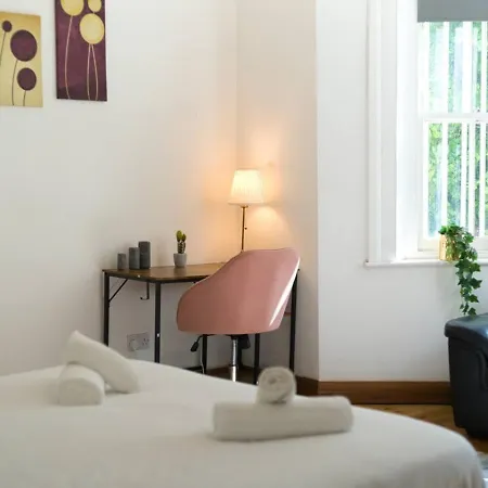 Apartment 3br Retreat In Redcliffe Gardens London