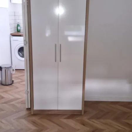 Apartment Uxbridge Flat