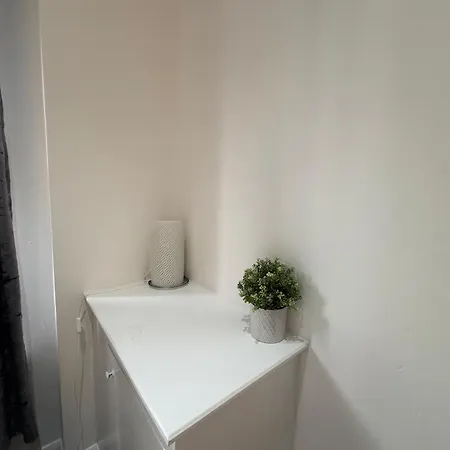 Euston Apartment