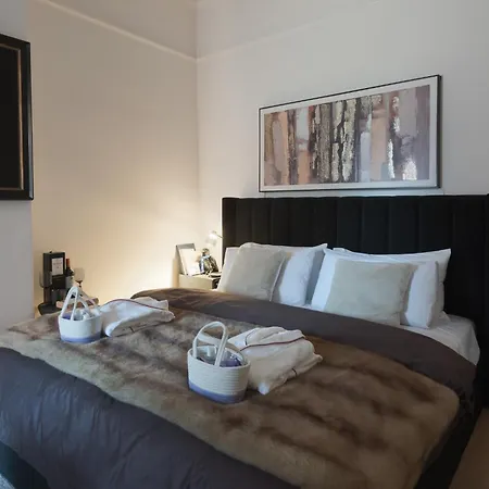 22 Ravenson Kensington Exclusive Olympia Escape Apartment *