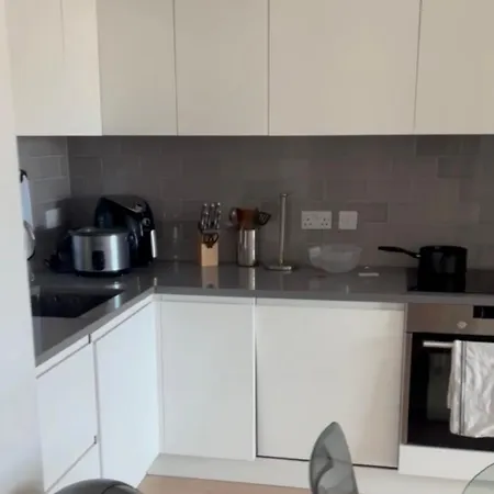 Apartment Royal Docks 1 Bedroom London