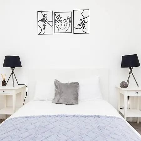 Apartment Spacious 2br Sleeps Six 4 Mins To Old Street *