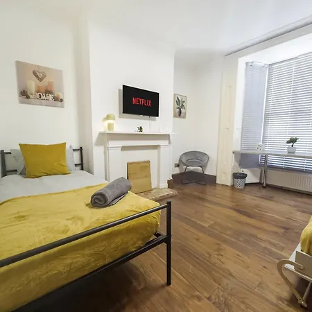 Apartment 2 Bed Appt In Central London