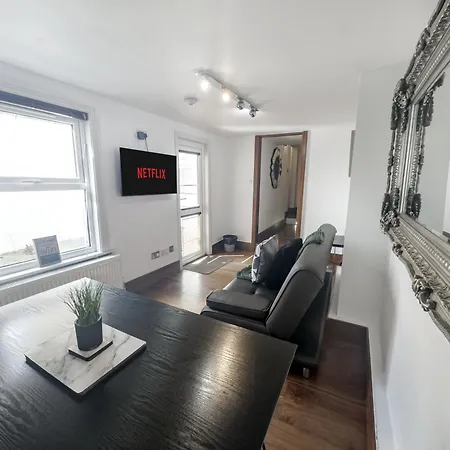 2 Bed Appt In Central London London