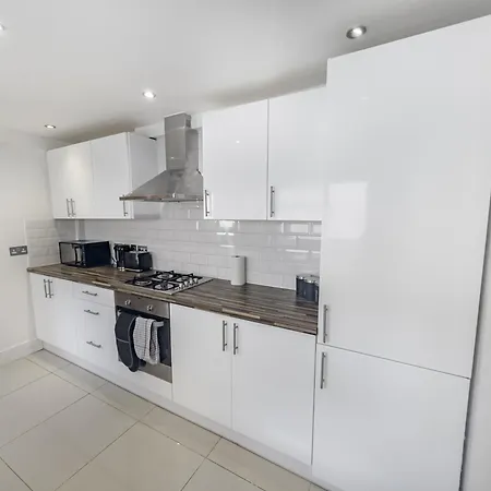 Apartment 2 Bed Appt In Central London