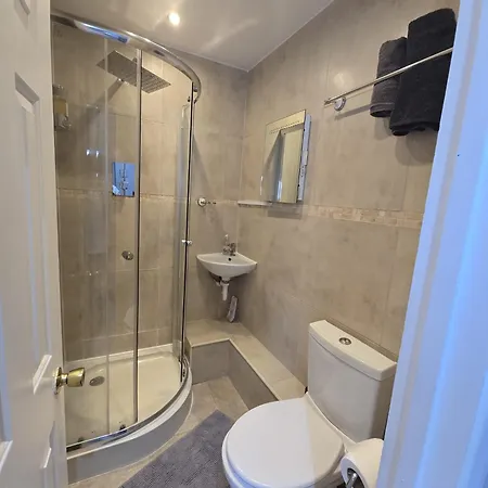Hotel Glendevon House 3*
