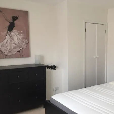 New 2bd Flat Heart Of Battersea - Close To Station * Londres