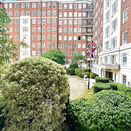 דירה Spacious 2 Bedroom Edgware Road *