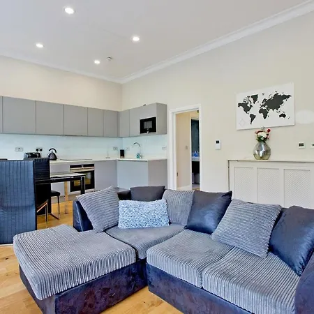 Chic & Trendy 1br Flat In Prime Location Apartment *