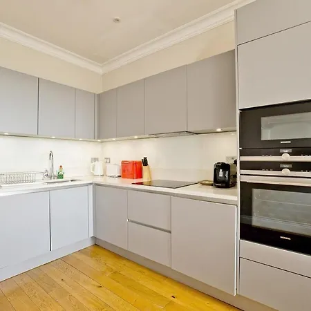 Apartment Bright & Modern 2br Flat In Kensington London