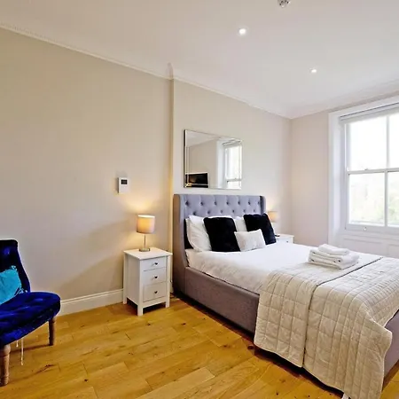 Bright & Modern 2br Flat In Kensington London
