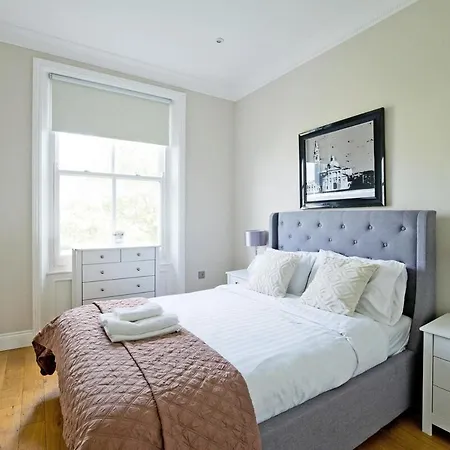 Bright & Modern 2br Flat In Kensington * London