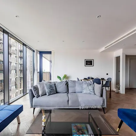 New | Luxury 2bd/2b Wapping London