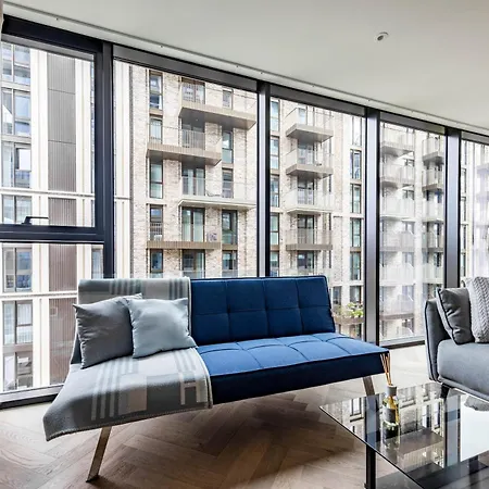 Apartment New | Luxury 2bd/2b Wapping *