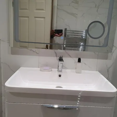 Amazing Double - London Uk Harrow