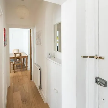 Apartment Elegant 1br Near