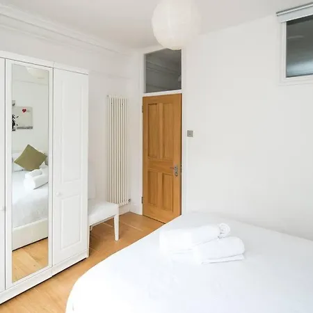 Elegant 1br Near London