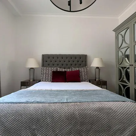 Estatesmen Knightsbridge Apartment London