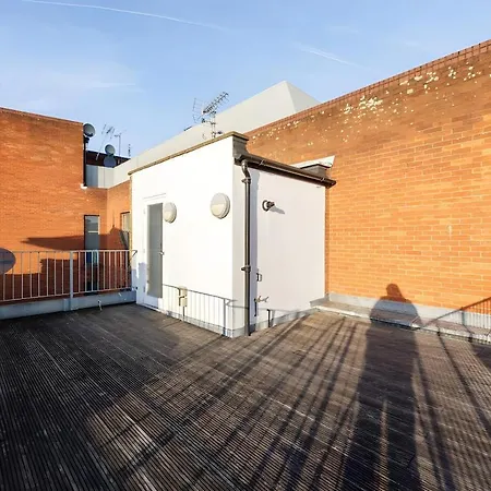 2 Bd Soho Luxury Living-high Ceilings Huge Terrace London