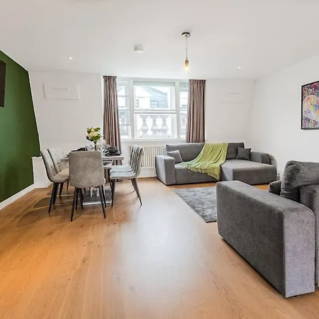 2 Bd Soho Luxury Living-high Ceilings Huge Terrace *