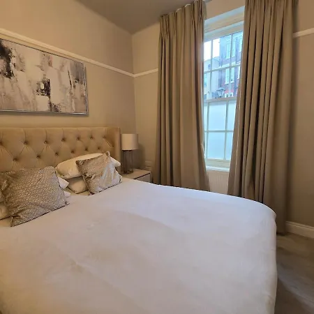 2bd Westminster Charming Nest * London