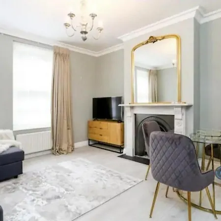 2bd Westminster Charming Nest * London