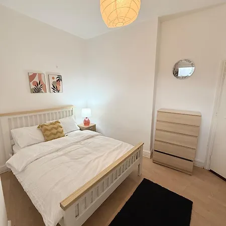 Comfort In The Heart Of Fulham