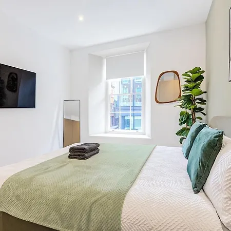 Holborn Modern Flat Apartment London
