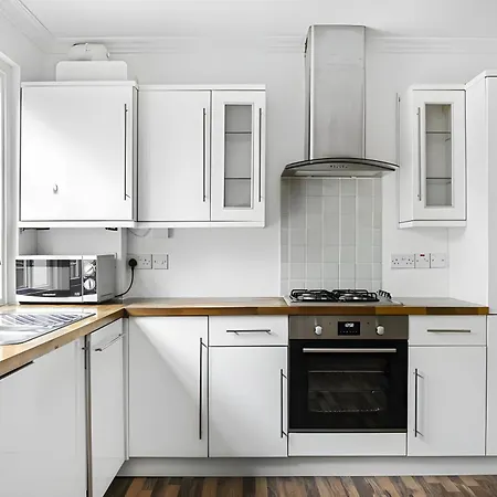 2bd Kings Cross Authentic *