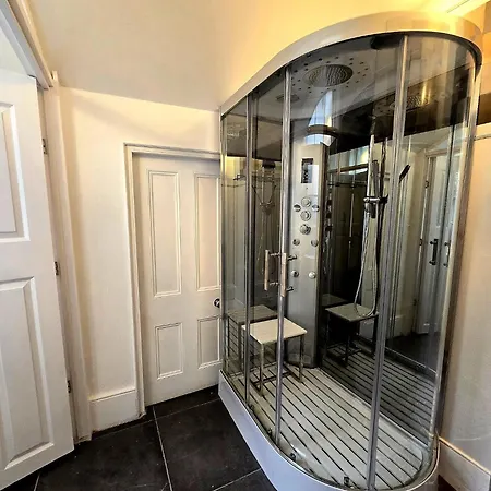 2bd Paddington Charming Nest Apartment