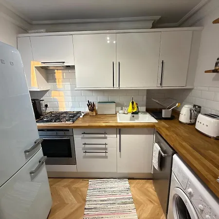 Apartment Cozy 1 Bed Flat With Terrace Close To Portobello