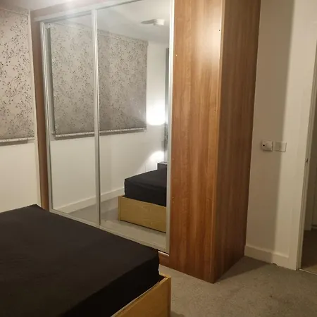 Apartment Poplar By Canary Wharf *