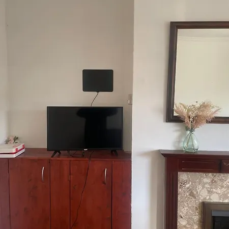 Modern One Bed Heart Of Greenwich *