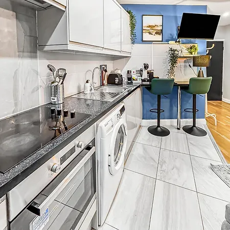Budget Friendly One Bed Flat In Greenwich *