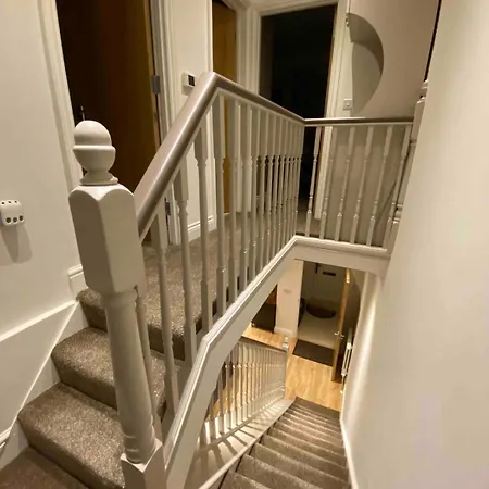 Villa Luxury Canary Wharf O2 Arena Greenwich Aircon Sleeps6 E14 *