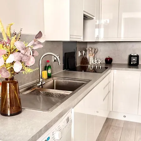 Stunning 2br In The Heart Of Chelsea London
